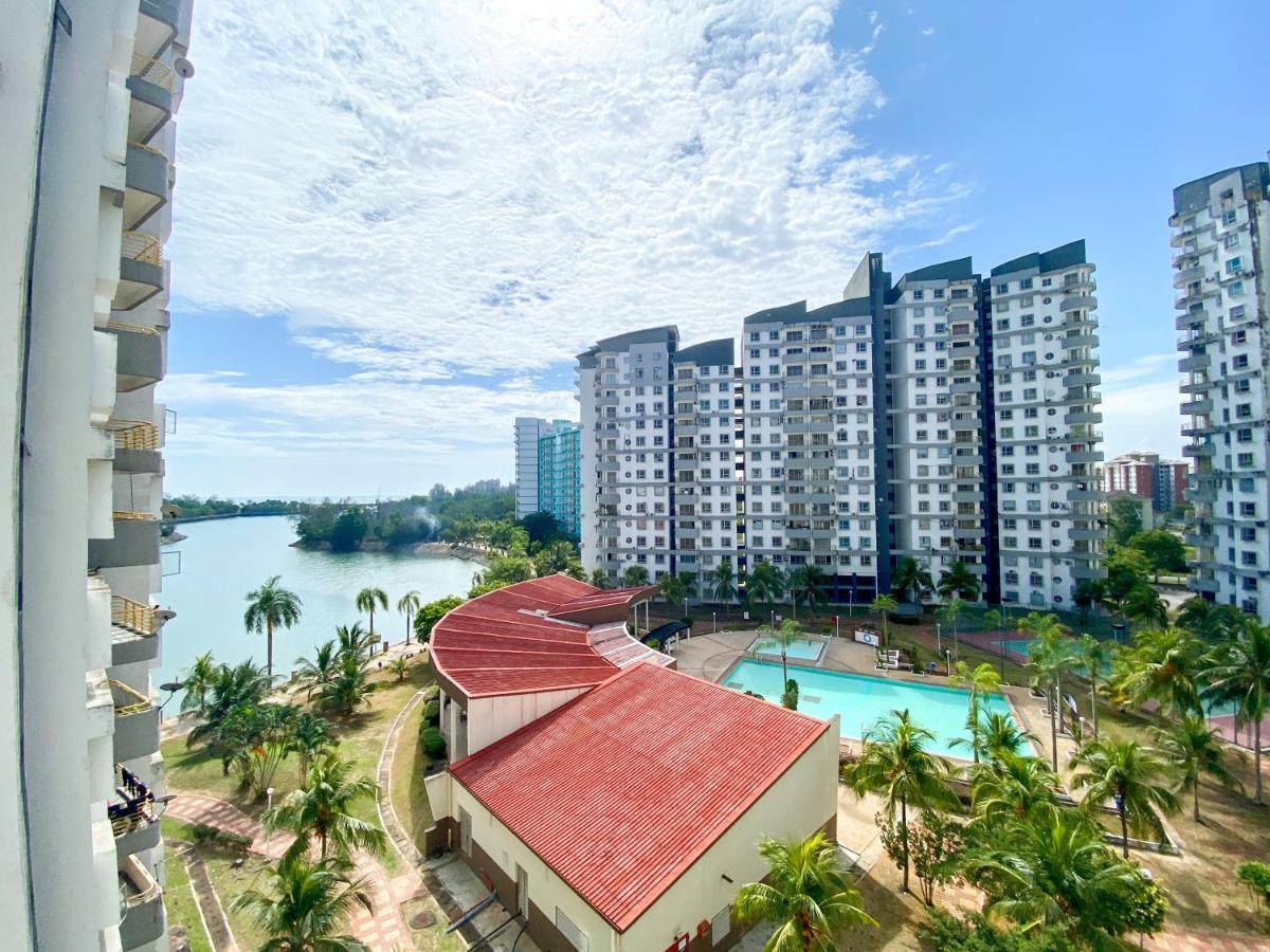 Bayview Suites Port Dickson By Maison Bagian luar foto